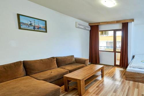 Imagen general del Hotel Koral. Foto 5
