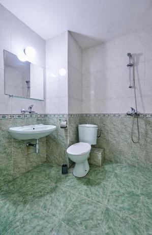 Imagen de la habitación del Hotel Koral. Foto 17