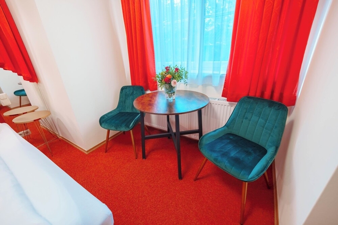 Imagen de la habitación del Hotel K&ouml;nig Ludwig, Alt&ouml;tting. Foto 3