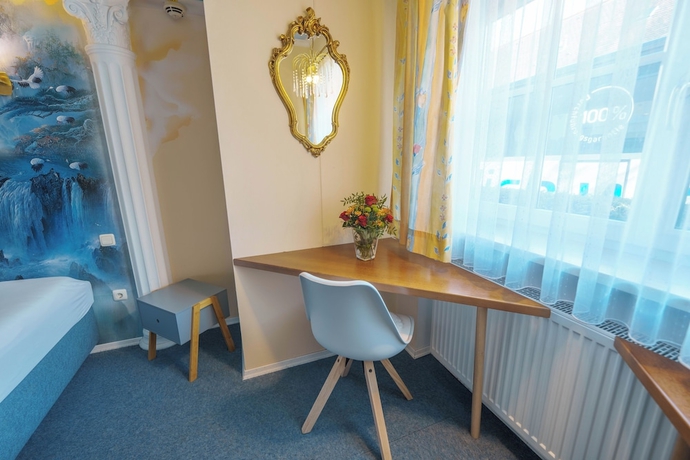 Imagen de la habitación del Hotel K&ouml;nig Ludwig, Alt&ouml;tting. Foto 13