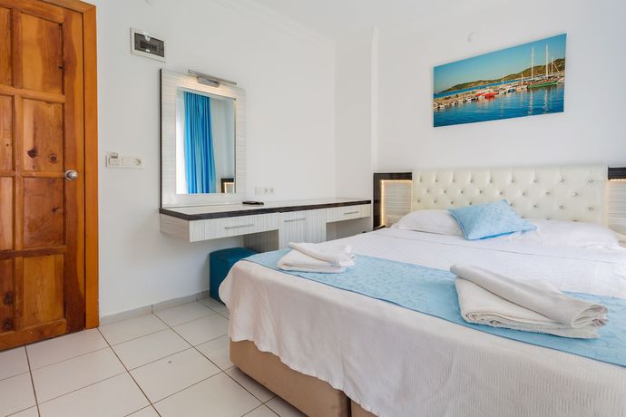 Imagen de la habitación del Hotel Koza. Foto 7