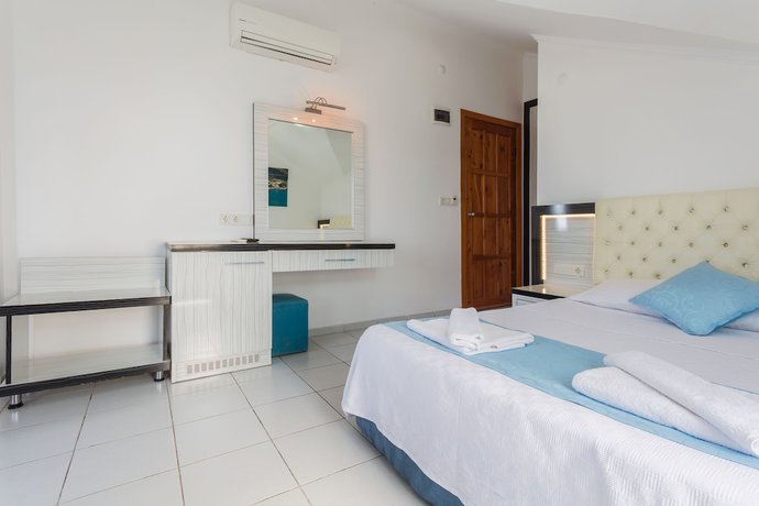 Imagen de la habitación del Hotel Koza. Foto 10