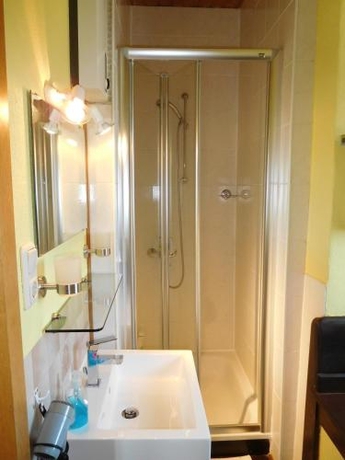 Imagen de la habitación del Hotel Kranenturm. Foto 10