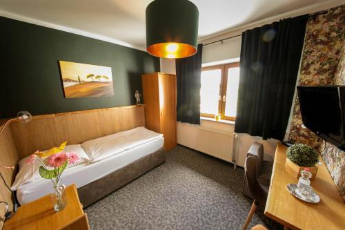 Imagen de la habitación del Hotel Kraus - Zentral in Bielefeld-Heepen, Gratis Parken, 24h Self Check-in. Foto 5