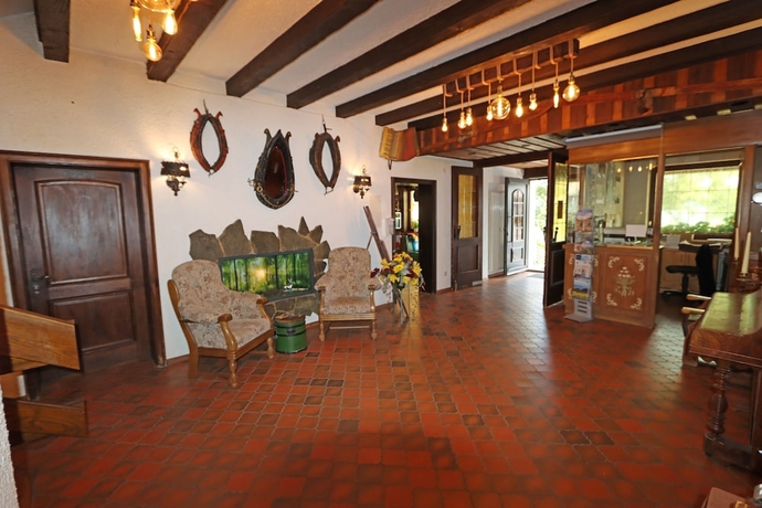 Imagen de los interiores del Hotel Kreuz H&ouml;hengasthof. Foto 16