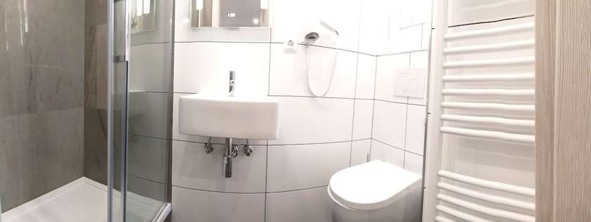 Imagen de la habitación del Hotel Kriemhilde. Foto 8