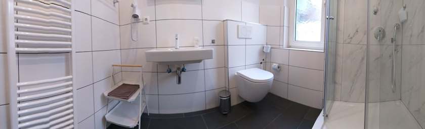 Imagen de la habitación del Hotel Kriemhilde. Foto 15