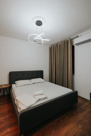 Imagen de la habitación del Hotel Kristal, KORCE. Foto 8