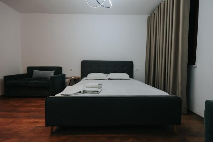 Imagen de la habitación del Hotel Kristal, KORCE. Foto 9