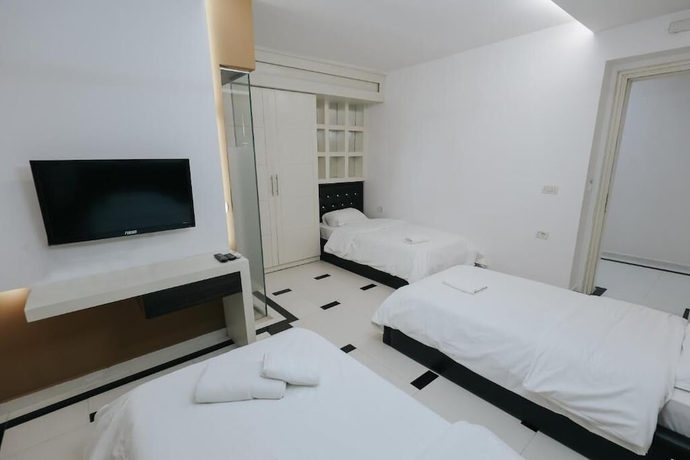Imagen de la habitación del Hotel Kristal, KORCE. Foto 11