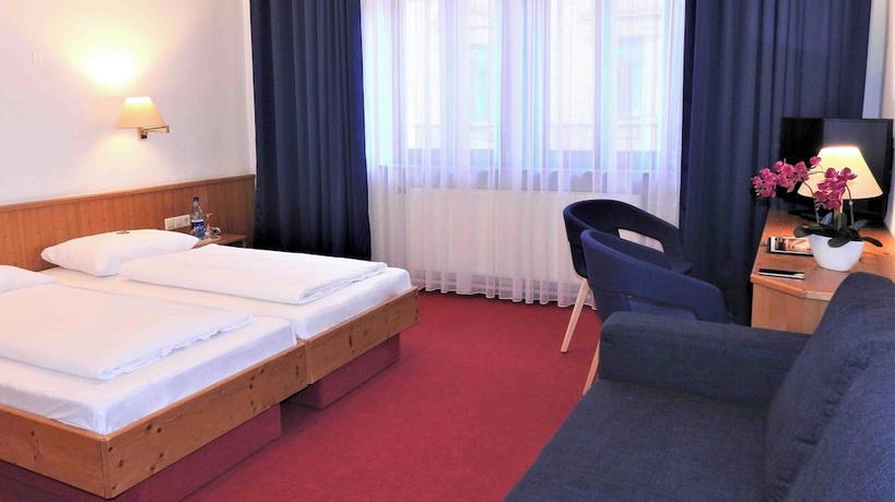Imagen de la habitación del Hotel Krokodil. Foto 13