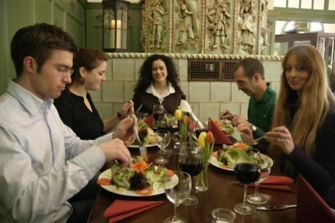 Imagen del bar/restaurante del Hotel Krokodil. Foto 6