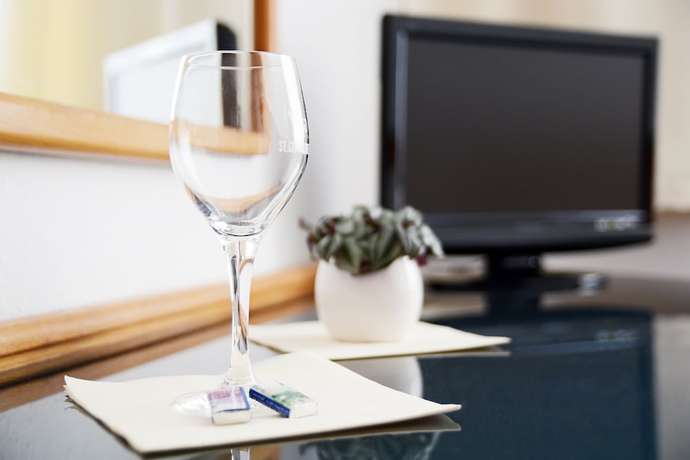 Imagen de la habitación del Hotel Krone, Freilassing. Foto 16