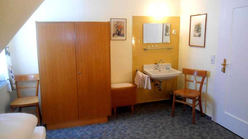 Imagen de la habitación del Hotel Krone, G&ouml;&szlig;weinstein. Foto 15
