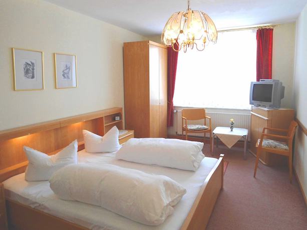 Imagen de la habitación del Hotel Krone, G&ouml;&szlig;weinstein. Foto 17