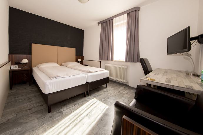 Imagen de la habitación del Hotel Krone, Hirschberg. Foto 16