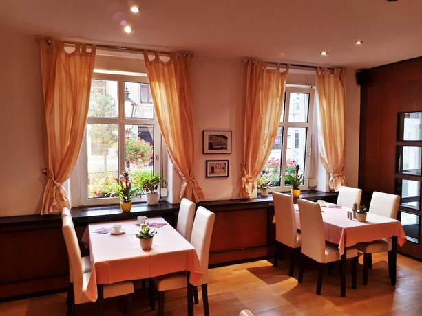 Imagen del bar/restaurante del Hotel Krone, Lindow (Mark). Foto 4