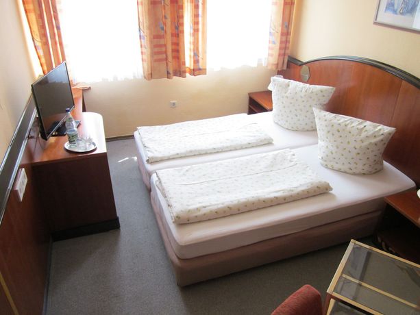 Imagen de la habitación del Hotel Krone, Rehau. Foto 12