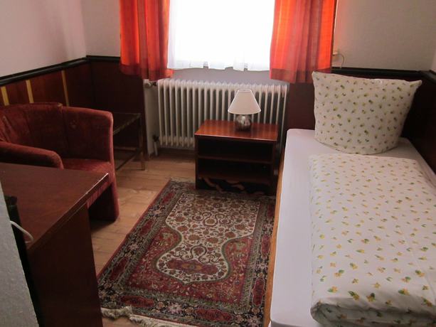 Imagen de la habitación del Hotel Krone, Rehau. Foto 13