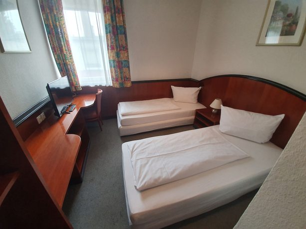 Imagen de la habitación del Hotel Krone, Rehau. Foto 19