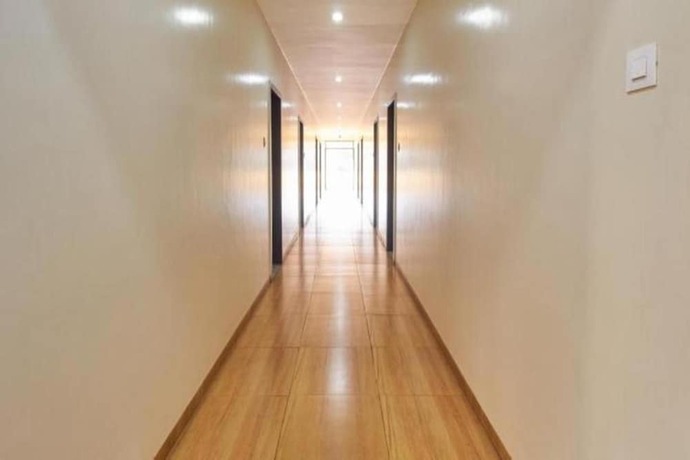 Imagen de los interiores del Hotel Krushna Inn. Foto 17