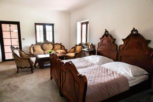 Imagen de la habitación del Hotel K&uacute;ria Červen&yacute; Majer. Foto 17