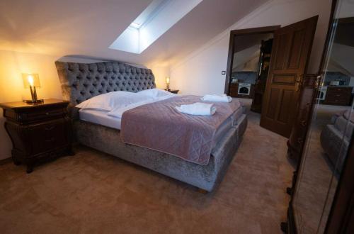Imagen de la habitación del Hotel K&uacute;ria Červen&yacute; Majer. Foto 18
