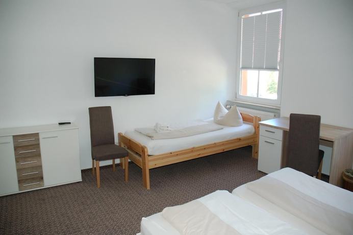 Imagen de la habitación del Hotel Kurfürst. Foto 3