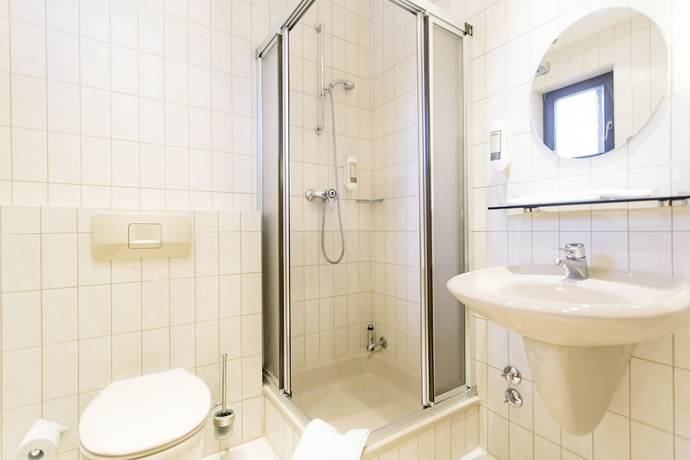 Imagen de la habitación del Hotel Kurparkblick. Foto 8