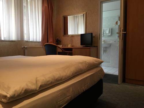 Imagen de la habitación del Hotel K&uuml;bel. Foto 7