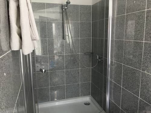 Imagen de la habitación del Hotel K&uuml;bel. Foto 15