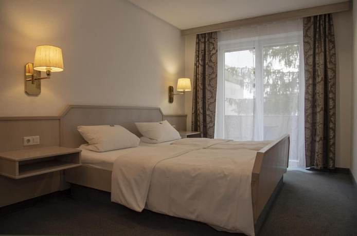 Imagen de la habitación del Hotel Kübler. Foto 9