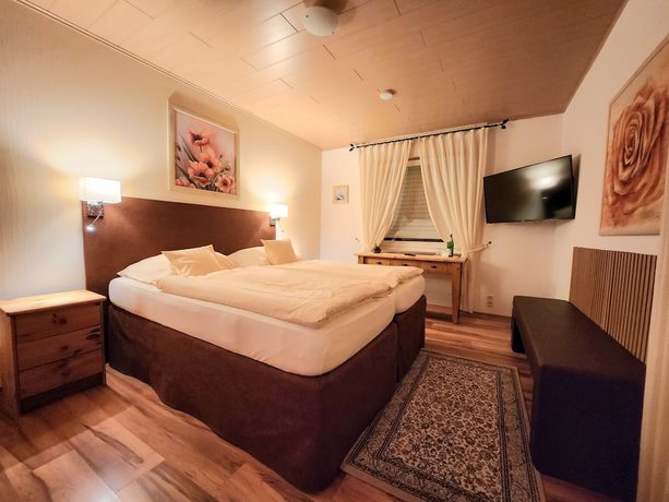 Imagen de la habitación del Hotel LANDHAUS K&Uuml;RRENBERG. Foto 13