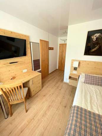Imagen de la habitación del Hotel LANDHAUS K&Uuml;RRENBERG. Foto 19
