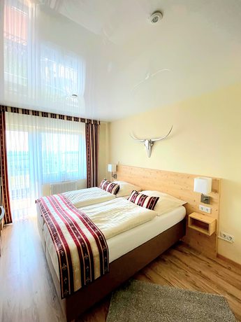 Imagen de la habitación del Hotel LANDHAUS K&Uuml;RRENBERG. Foto 20