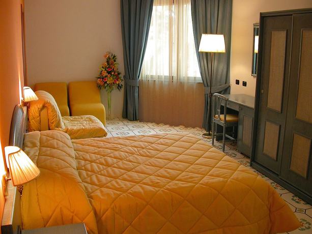 Imagen de la habitación del Hotel L\'Anicr&egrave;. Foto 6