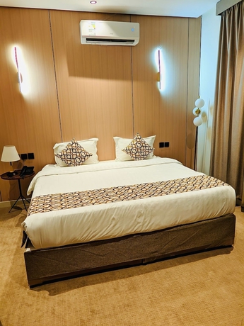 Imagen de la habitación del Hotel LOVER. Foto 7