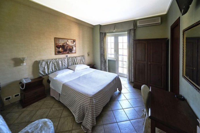 Imagen de la habitación del Hotel La Brocca. Foto 15