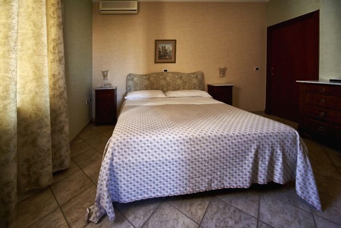 Imagen de la habitación del Hotel La Brocca. Foto 18