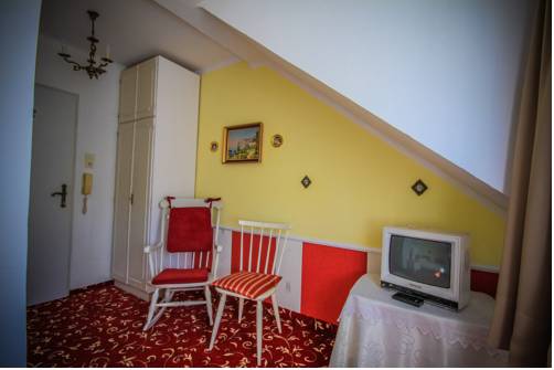 Imagen de la habitación del Hotel La Caravella. Foto 14