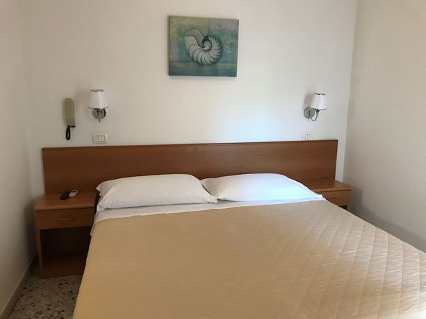 Imagen de la habitación del Hotel La Fenice. Foto 11