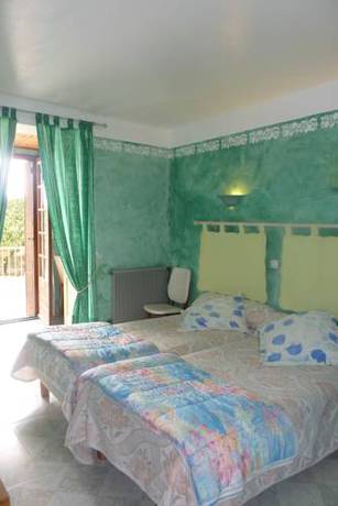 Imagen de la habitación del Hotel La Font De Lauro. Foto 6