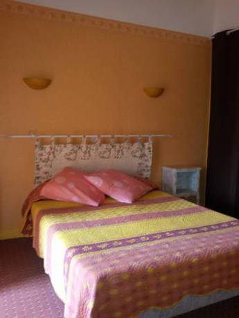 Imagen de la habitación del Hotel La Font De Lauro. Foto 8