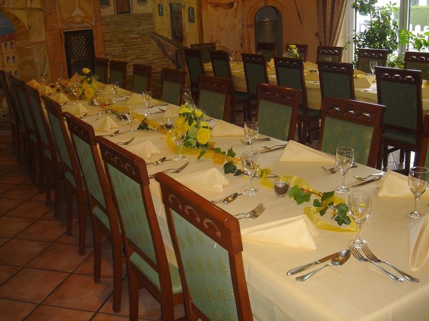 Imagen del bar/restaurante del Hotel La Fontana Costanzo. Foto 4