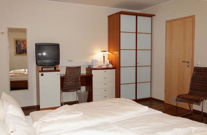 Imagen de la habitación del Hotel La Fontana Costanzo. Foto 10