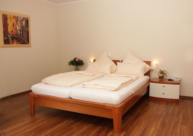 Imagen de la habitación del Hotel La Fontana Costanzo. Foto 12