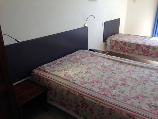 Imagen de la habitación del Hotel La Marianne. Foto 3