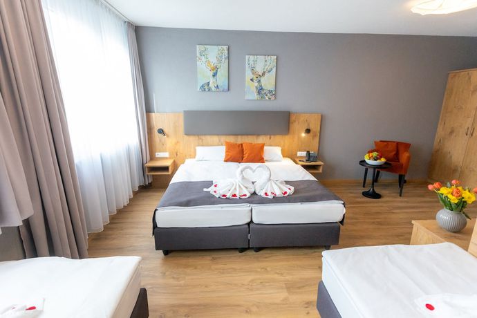 Imagen de la habitación del Hotel La Mirabelle. Foto 12