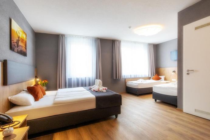 Imagen de la habitación del Hotel La Mirabelle. Foto 15