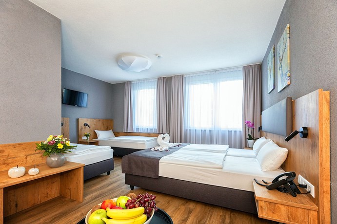 Imagen de la habitación del Hotel La Mirabelle. Foto 17